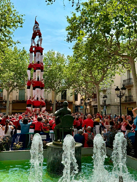 Els Nens Del Vendrell Estrenen Els Castells De Vuit A La IV Diada D 